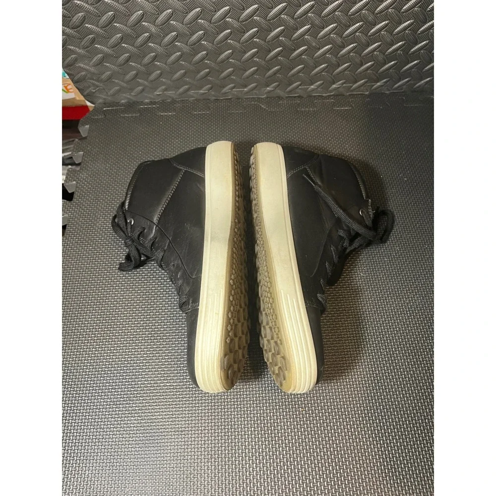 Ecco good preowned